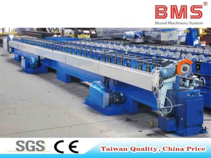 Máquina formadora de rollos de tubos de acero octogonales