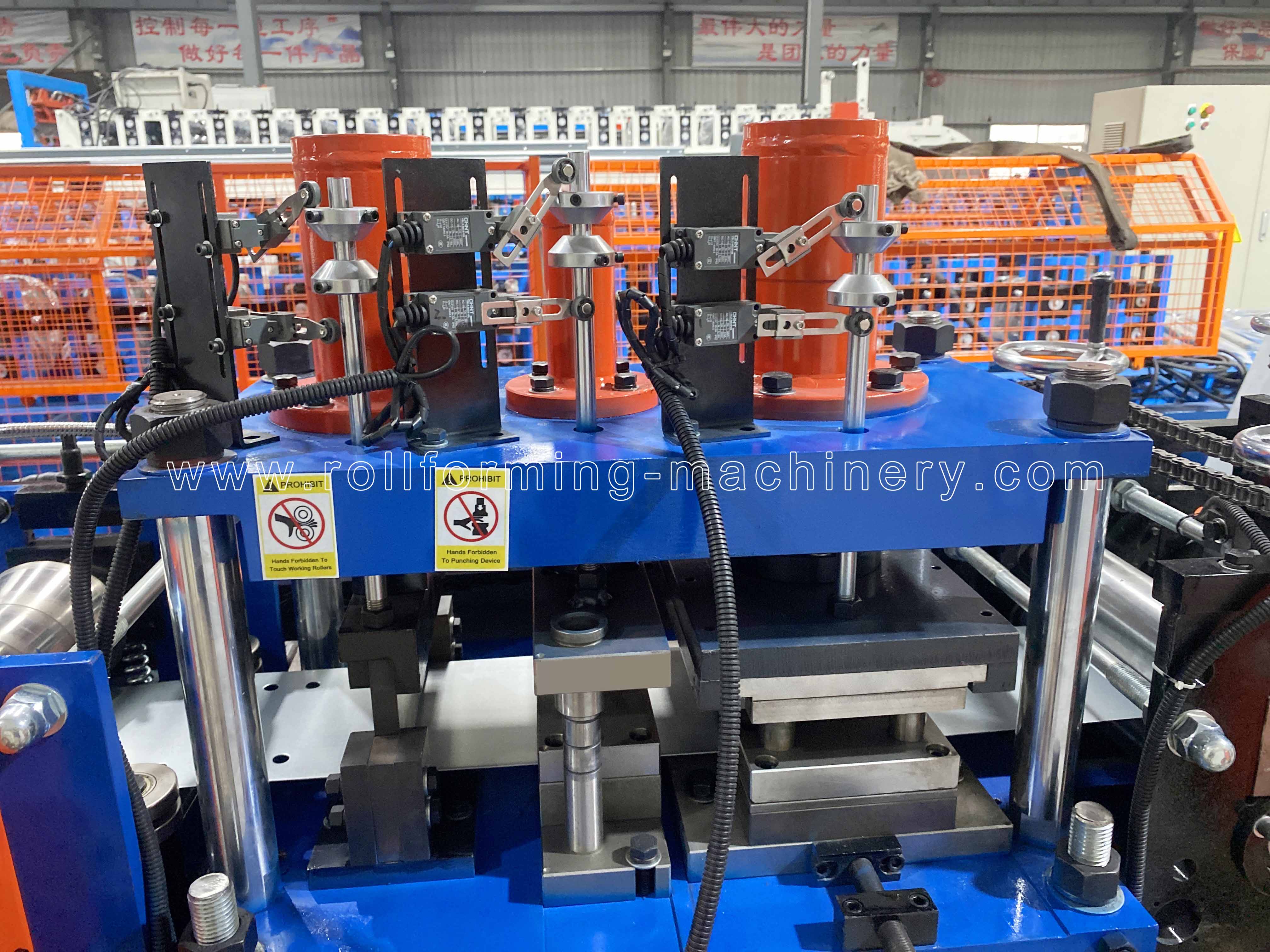 Dispositivo para golpes