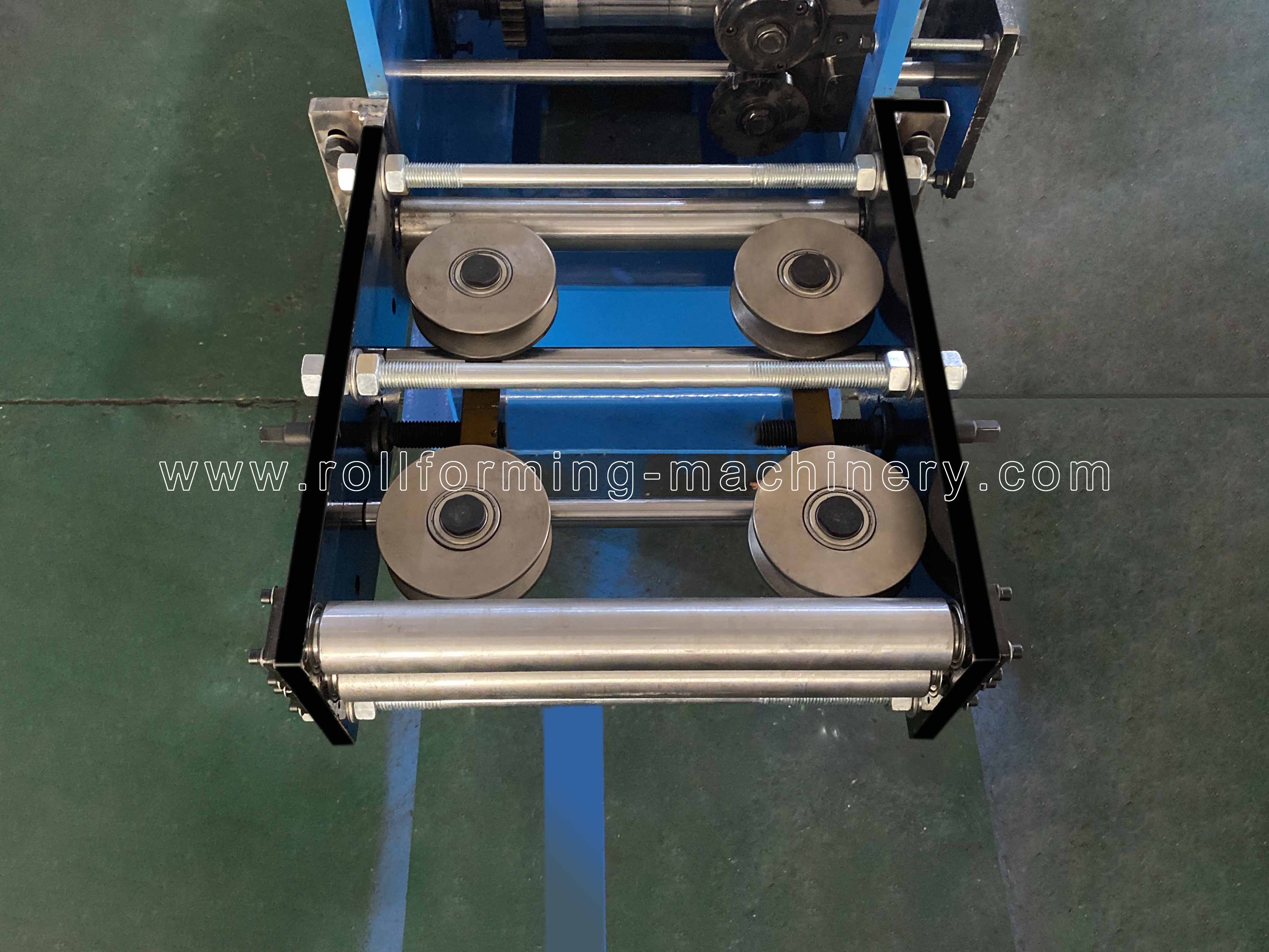 Dispositivo de gu&iacute;a de alimentaci&oacute;n