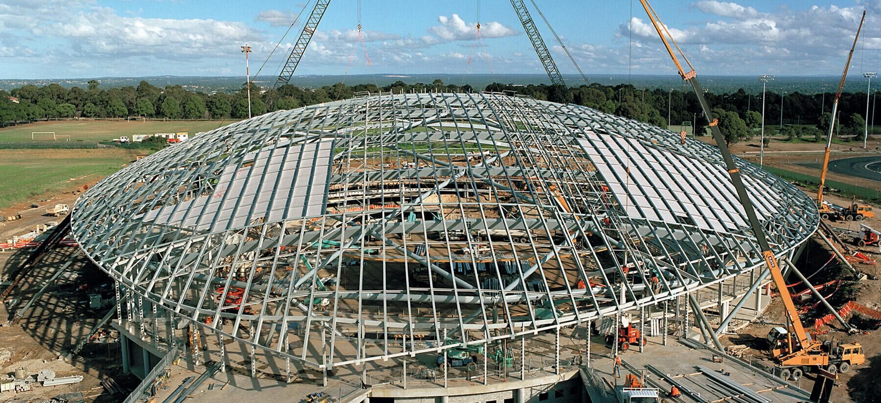 Tata-bluescope-metal techo rubias y ce&ntilde;idos de Lysaght